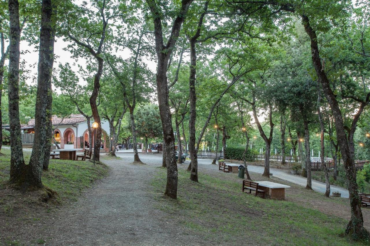 Luxor Chianti Glamping Village คาสเตลลินาอินเคียนติ ภายนอก รูปภาพ