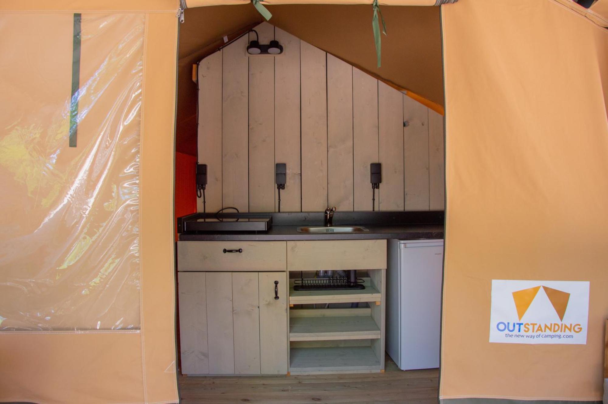 Luxor Chianti Glamping Village คาสเตลลินาอินเคียนติ ภายนอก รูปภาพ